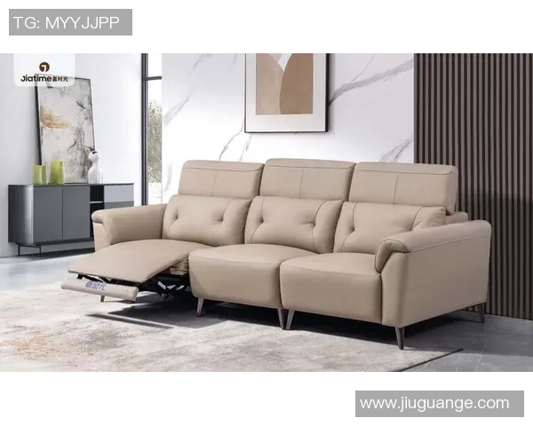 舒适体验与时尚设计相结合的足球沙发脚踏完美提升家居氛围